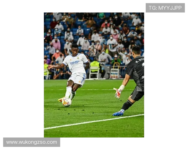 维尼修斯踢球太独？战术角色与持球选择分析