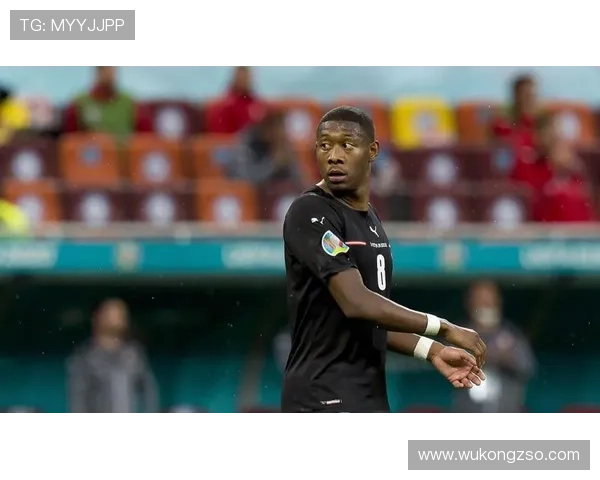 本赛季阿拉巴直塞撕防线较上季转为出球核促反击