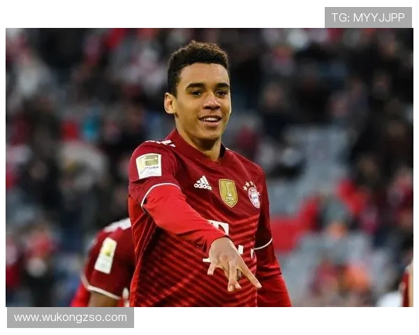 穆西亚拉与梅西盘带技术及突破效率对比分析